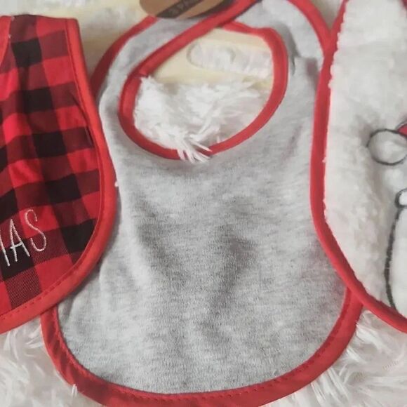 Chick pea 3 pack baby bibs my first Christmas - Picture 3 of 4